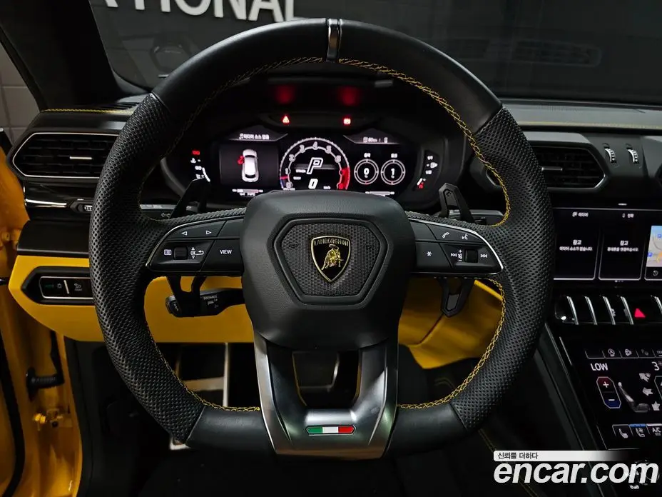 Lamborghini Urus 2024 4.0 автомат (гидро), фото 13