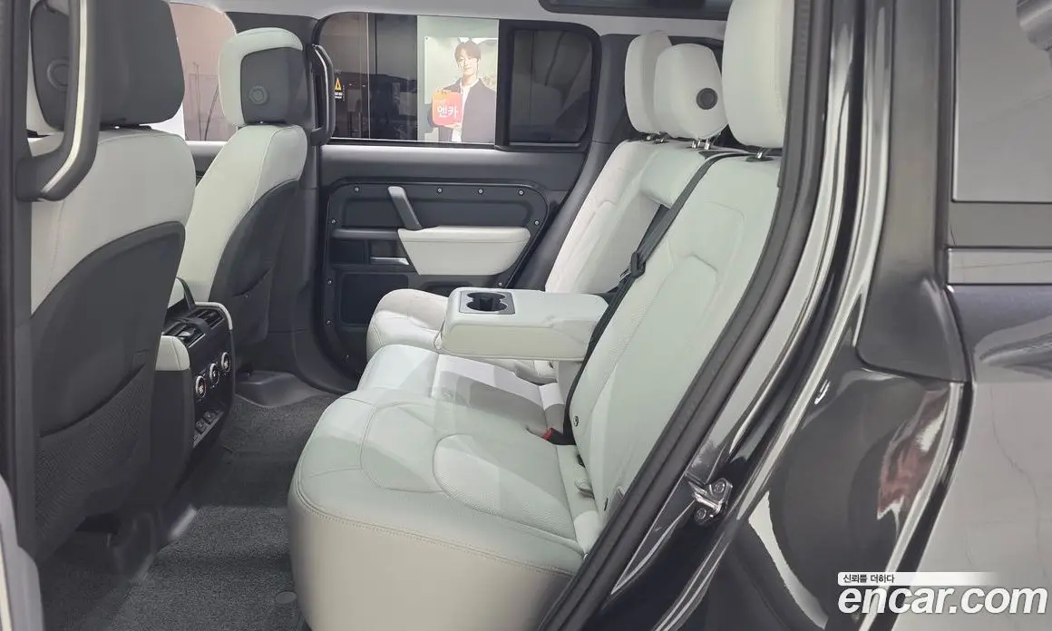 Land Rover Defender 2025 2.0 автомат (гидро), фото 4
