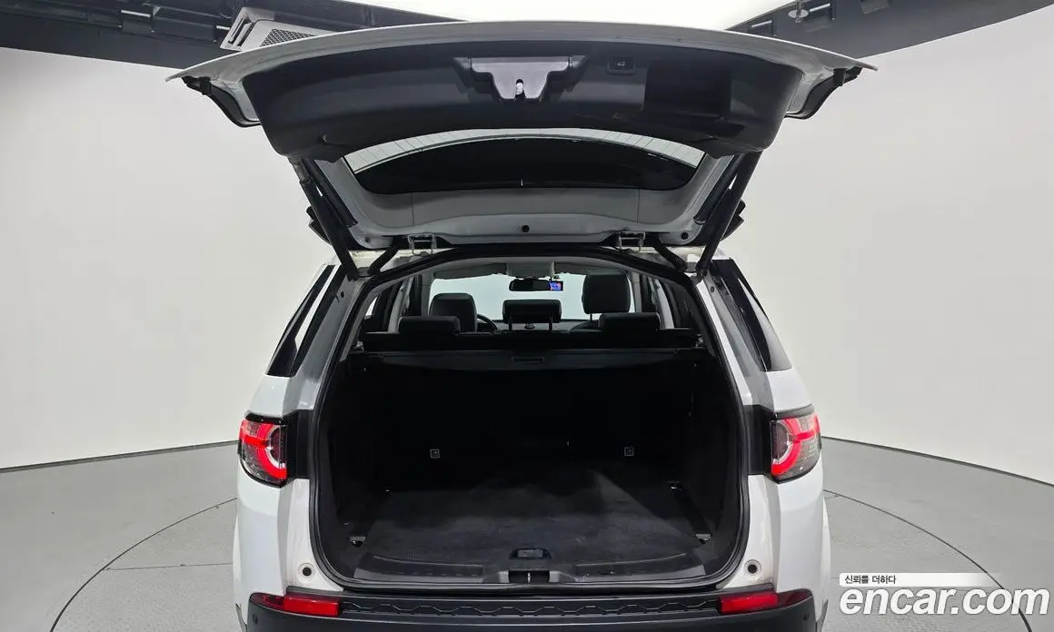Land Rover Discovery Sport 2016 2.0 автомат (гидро), фото 20