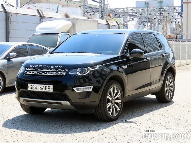 Land Rover Discovery Sport 2017 2.0 автомат (гидро), миниатюра 2