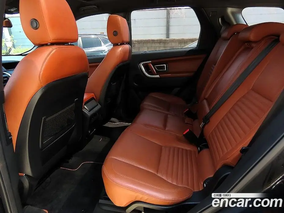 Land Rover Discovery Sport 2017 2.0 автомат (гидро), фото 6