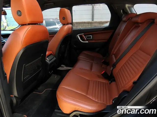 Land Rover Discovery Sport 2017 2.0 автомат (гидро), миниатюра 6