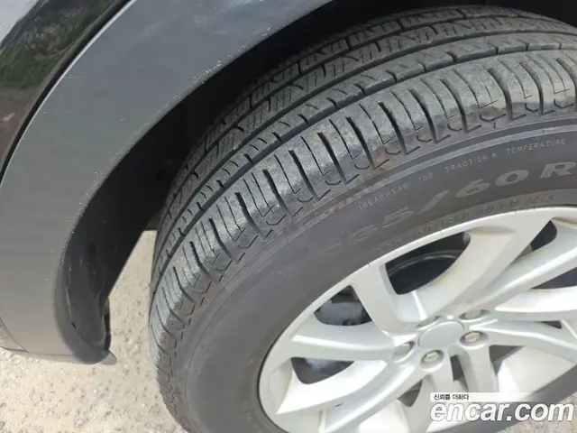 Land Rover Discovery Sport 2019 2.0 автомат (гидро), миниатюра 2