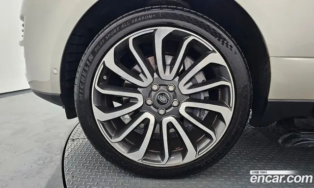 Land Rover Range Rover 2014 5.0 автомат (гидро), миниатюра 5