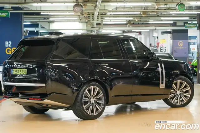 Land Rover Range Rover 2024 4.4 автомат (гидро), миниатюра 2