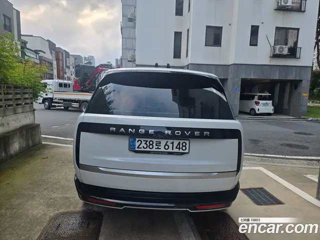Land Rover Range Rover 2024 4.4 автомат (гидро), миниатюра 5