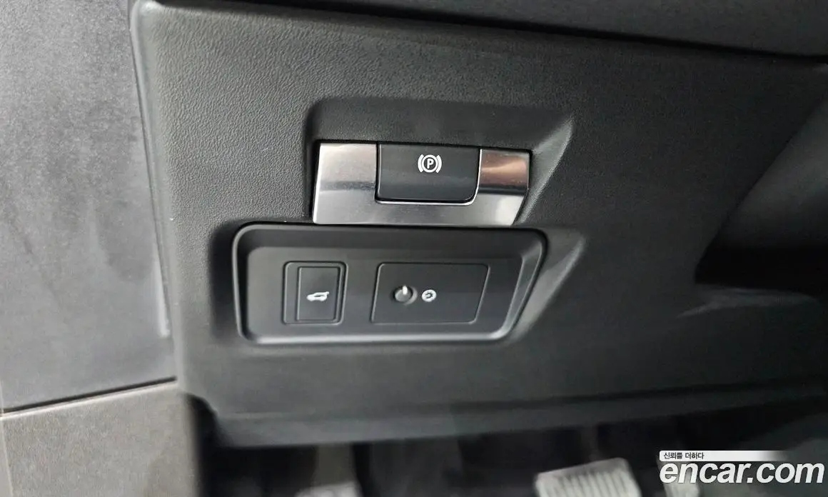 Land Rover Range Rover Evoque 2020 2.0 автомат (гидро), фото 21