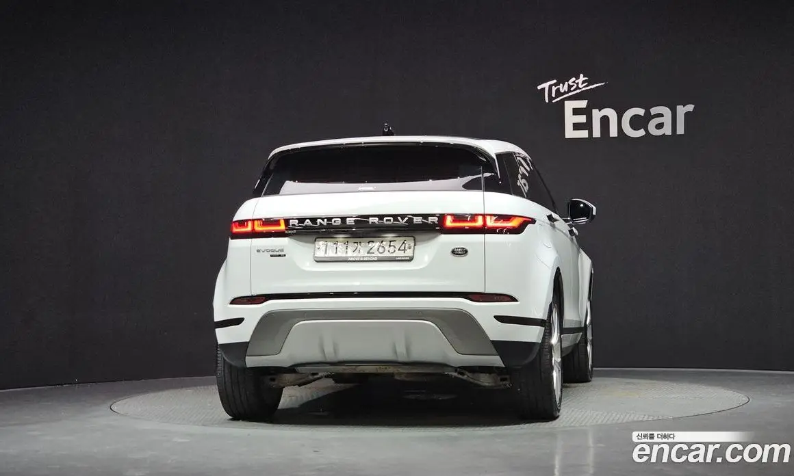Land Rover Range Rover Evoque 2020 2.0 автомат (гидро), фото 4