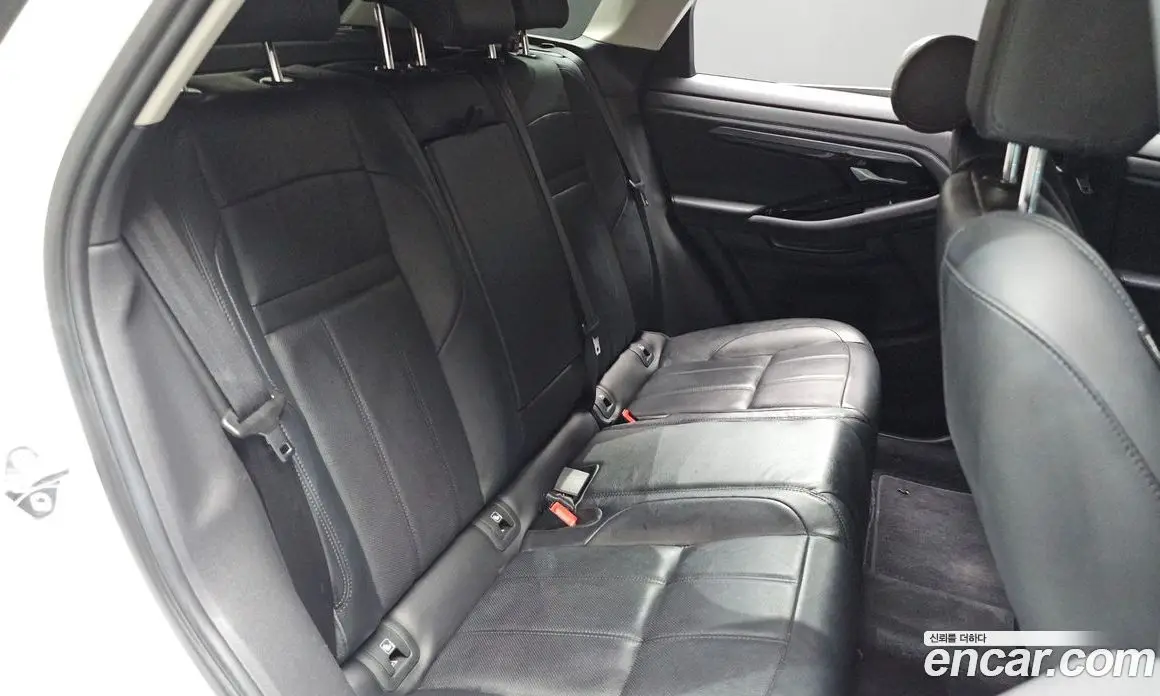 Land Rover Range Rover Evoque 2020 2.0 автомат (гидро), фото 32
