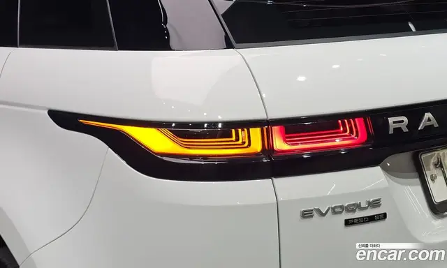 Land Rover Range Rover Evoque 2020 2.0 автомат (гидро), миниатюра 9