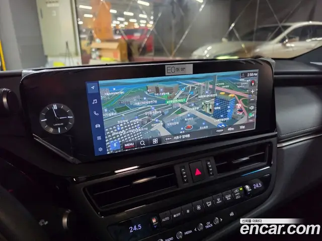 Lexus ES 2025 2.5 автомат (вариатор), миниатюра 11