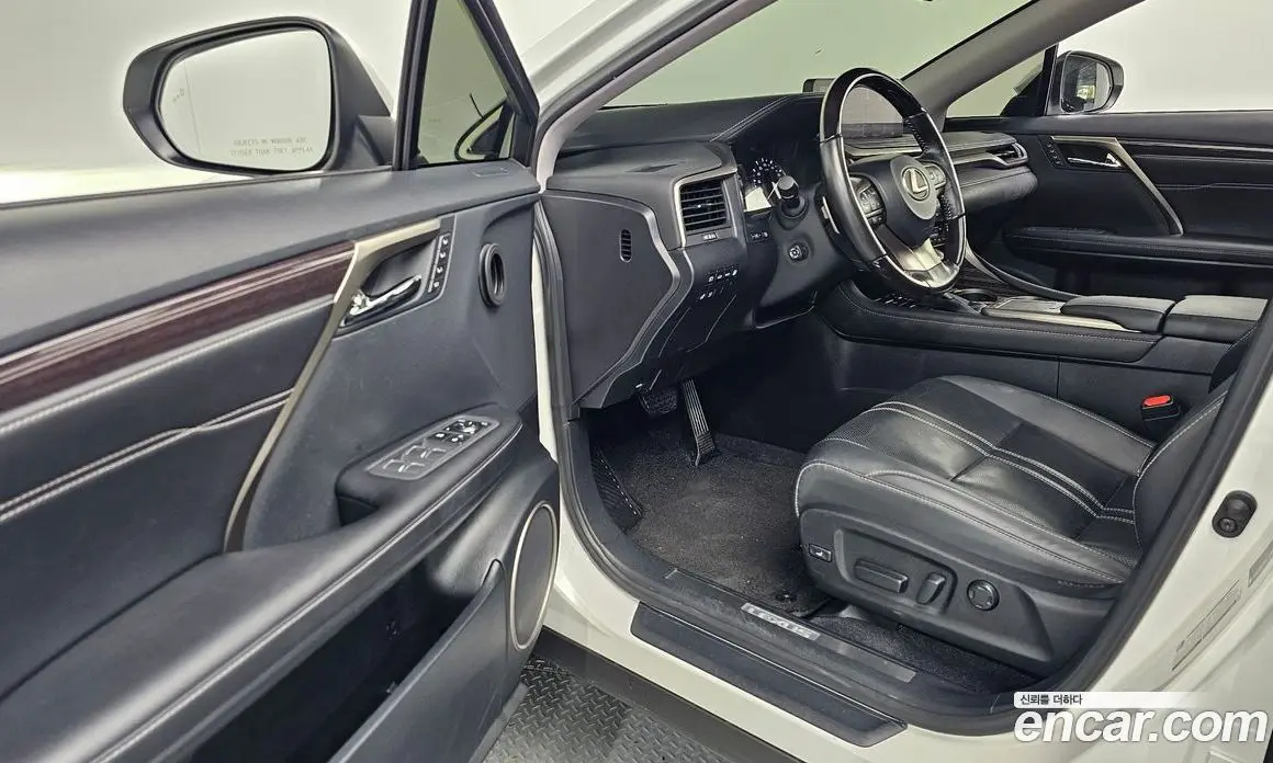 Lexus RX 2020 3.5 автомат (гидро), фото 13