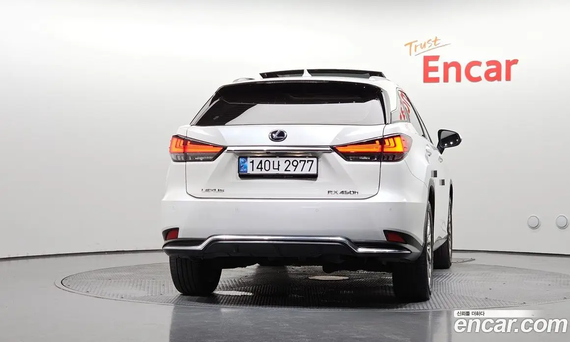 Lexus RX 2020 3.5 автомат (гидро), фото 4