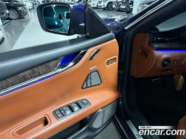Maserati Quattroporte 2013 3.0 автомат (гидро), миниатюра 11