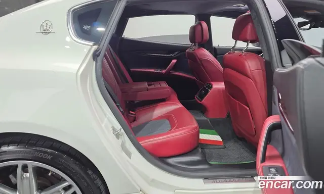 Maserati Quattroporte 2019 3.0 автомат (гидро), миниатюра 12