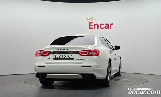Maserati Quattroporte 2019 3.0 автомат (гидро), миниатюра 4