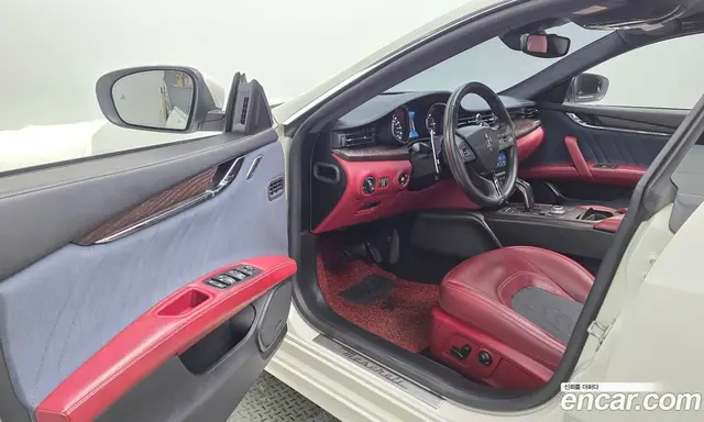 Maserati Quattroporte 2019 3.0 автомат (гидро), миниатюра 10