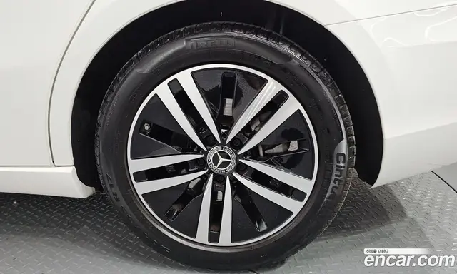 Mercedes-Benz A-Class 2021 2.0 автомат (гидро), миниатюра 7
