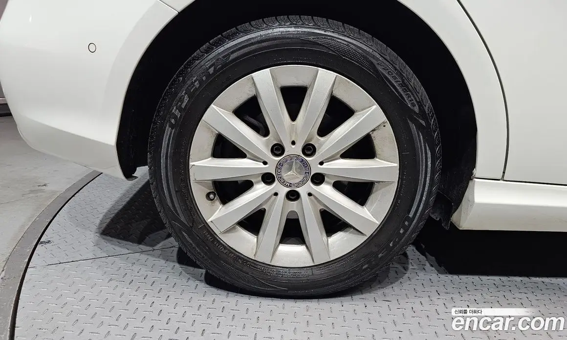 Mercedes-Benz B-Class 2015 2.1 автомат (гидро), фото 5