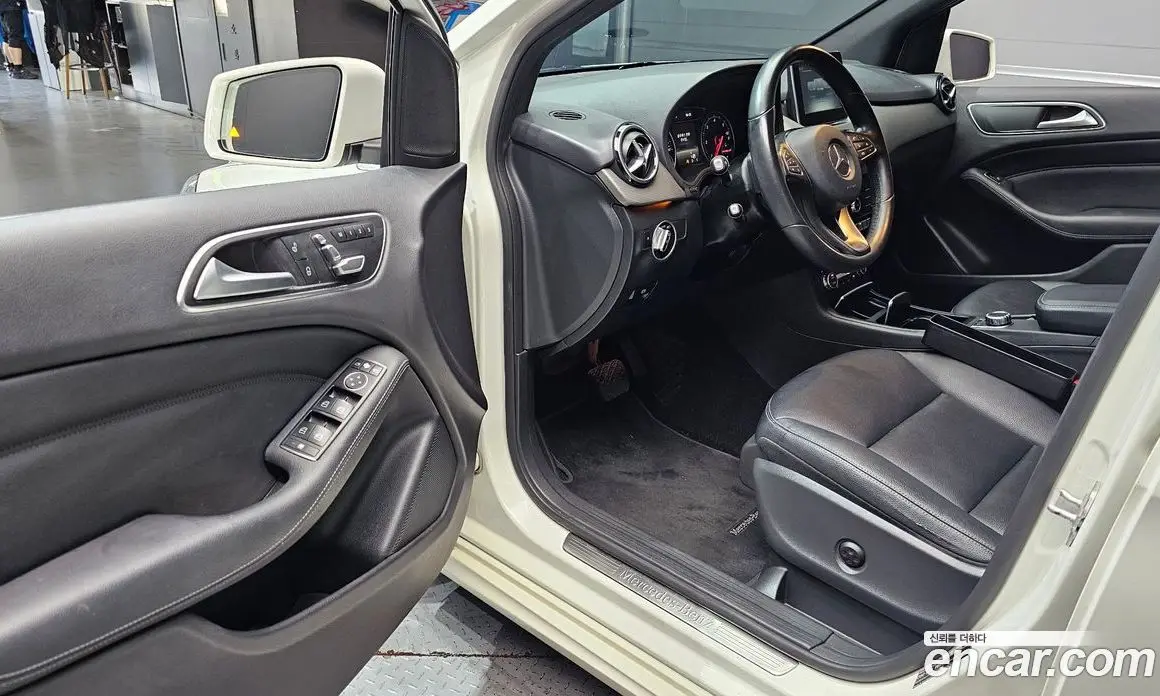 Mercedes-Benz B-Class 2015 2.1 автомат (гидро), фото 10