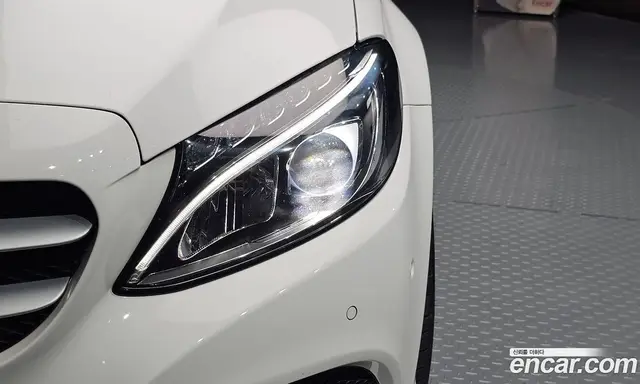 Mercedes-Benz C-Class 2017 1.6 автомат (гидро), миниатюра 8