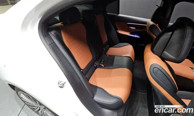 Mercedes-Benz C-Class 2022 2.0 автомат (гидро), миниатюра 11