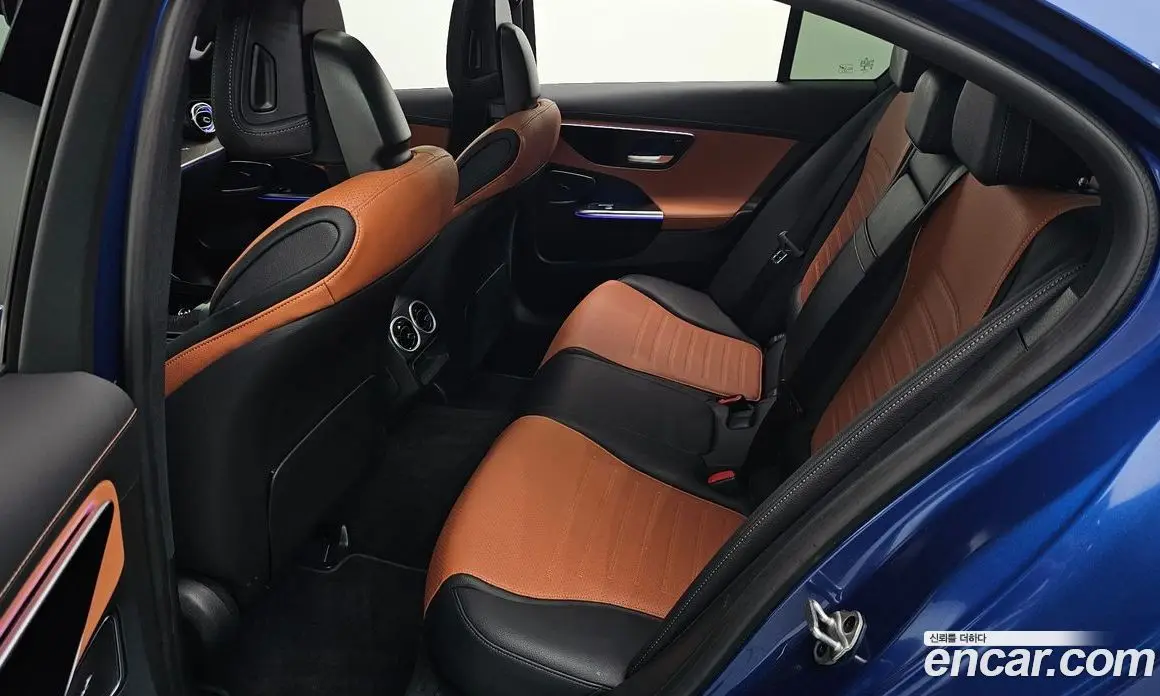 Mercedes-Benz C-Class 2022 2.0 автомат (гидро), фото 17