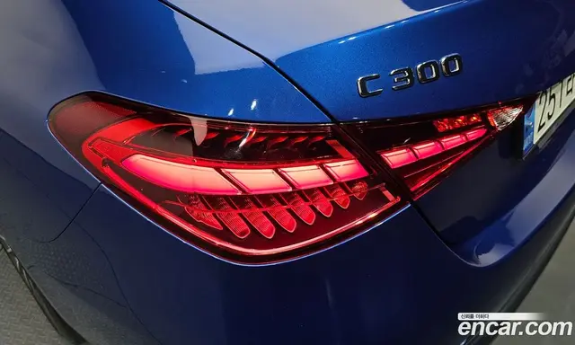 Mercedes-Benz C-Class 2022 2.0 автомат (гидро), миниатюра 9
