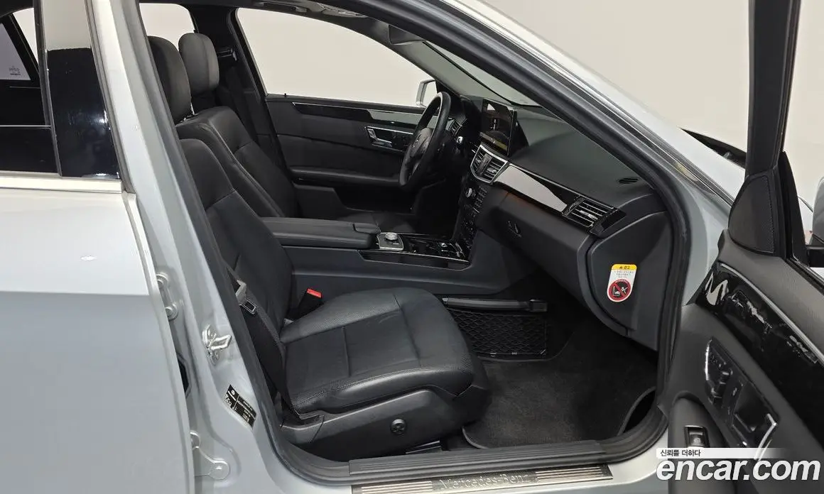Mercedes-Benz E-Class 2010 3.5 автомат (гидро), фото 11