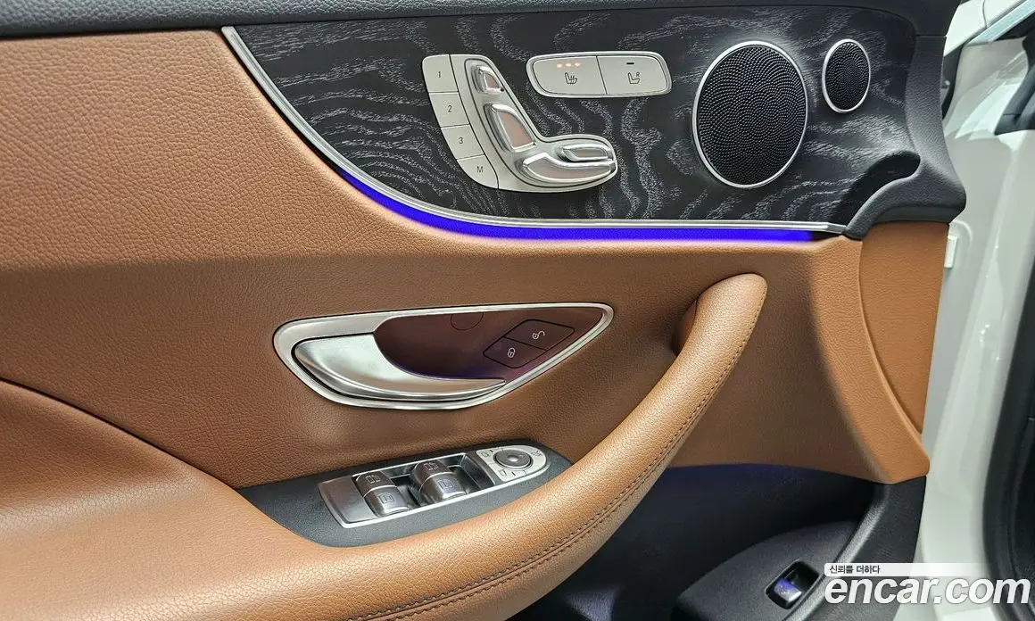Mercedes-Benz E-Class 2017 1.9 автомат (гидро), фото 17 Mercedes-Benz E-Class 2017 1.9 автомат (гидро), фото 17