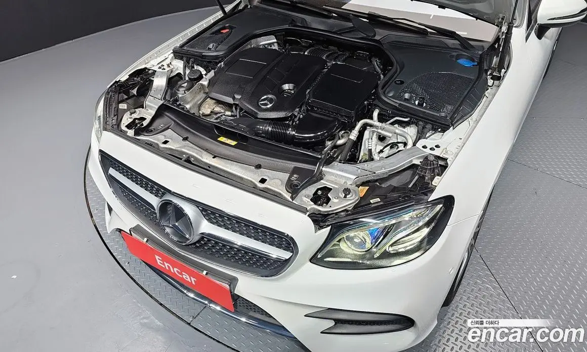 Mercedes-Benz E-Class 2017 1.9 автомат (гидро), фото 6 Mercedes-Benz E-Class 2017 1.9 автомат (гидро), фото 6