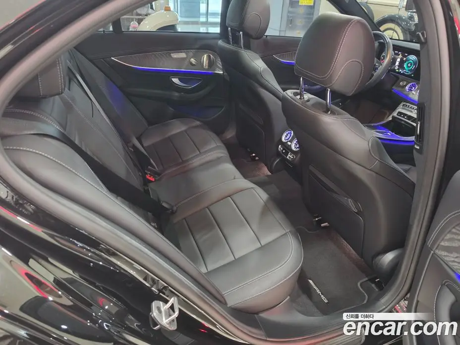 Mercedes-Benz E-Class 2022 2.0 автомат (гидро), фото 12