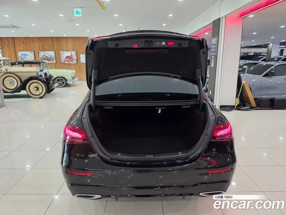 Mercedes-Benz E-Class 2022 2.0 автомат (гидро), фото 14