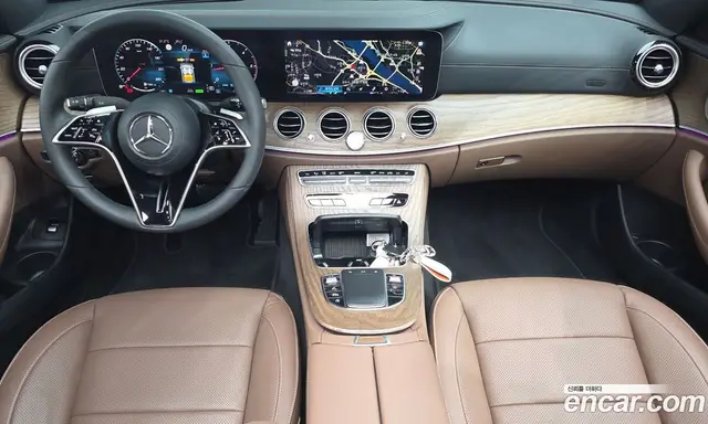Mercedes-Benz E-Class 2023 1.9 автомат (гидро), миниатюра 7