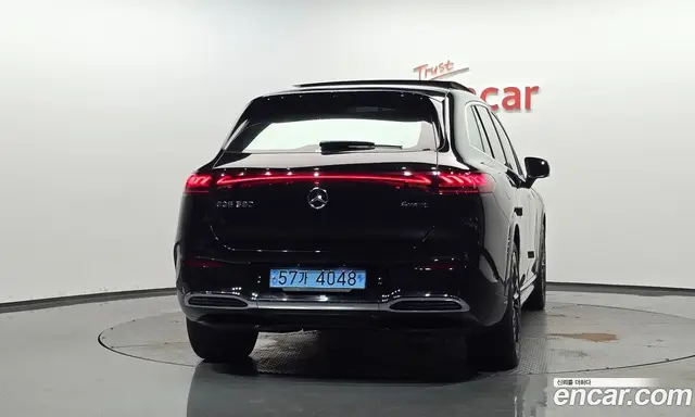 Mercedes-Benz EQS 2023 0.3 автомат (гидро), миниатюра 3