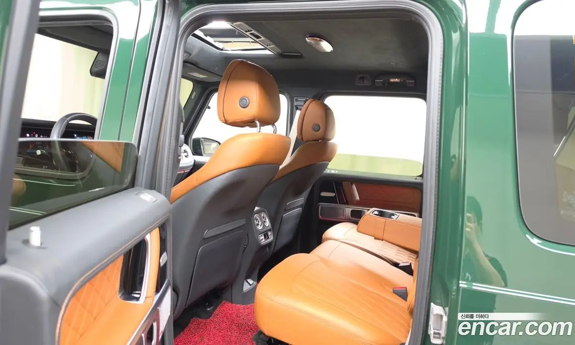 Mercedes-Benz G-Class 2025 4.0 автомат (гидро), фото 17