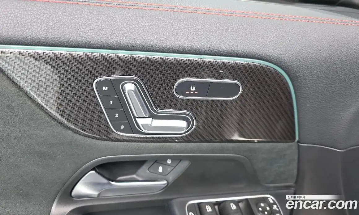Mercedes-Benz GLA-Class 2020 2.0 автомат (гидро), фото 30
