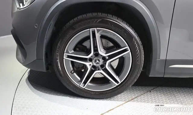 Mercedes-Benz GLA-Class 2020 2.0 автомат (гидро), миниатюра 5