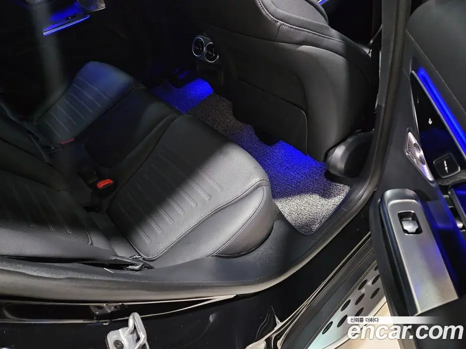 Mercedes-Benz GLC-Class 2023 2.0 автомат (гидро), фото 12