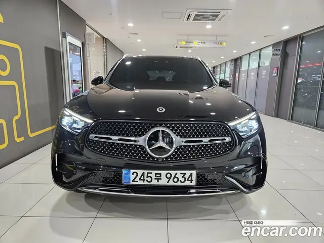 Mercedes-Benz GLC-Class 2023 2.0 автомат (гидро), миниатюра 3