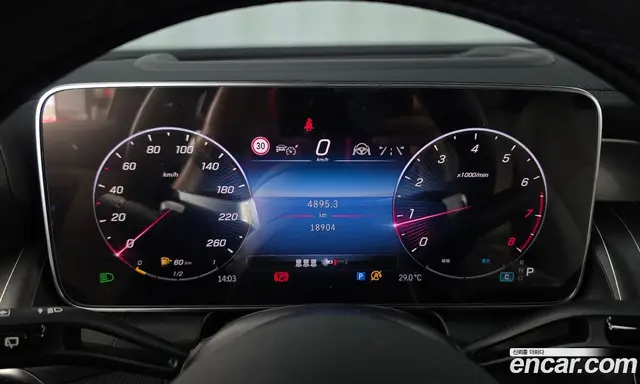 Mercedes-Benz GLC-Class 2024 2.0 автомат (гидро), миниатюра 11