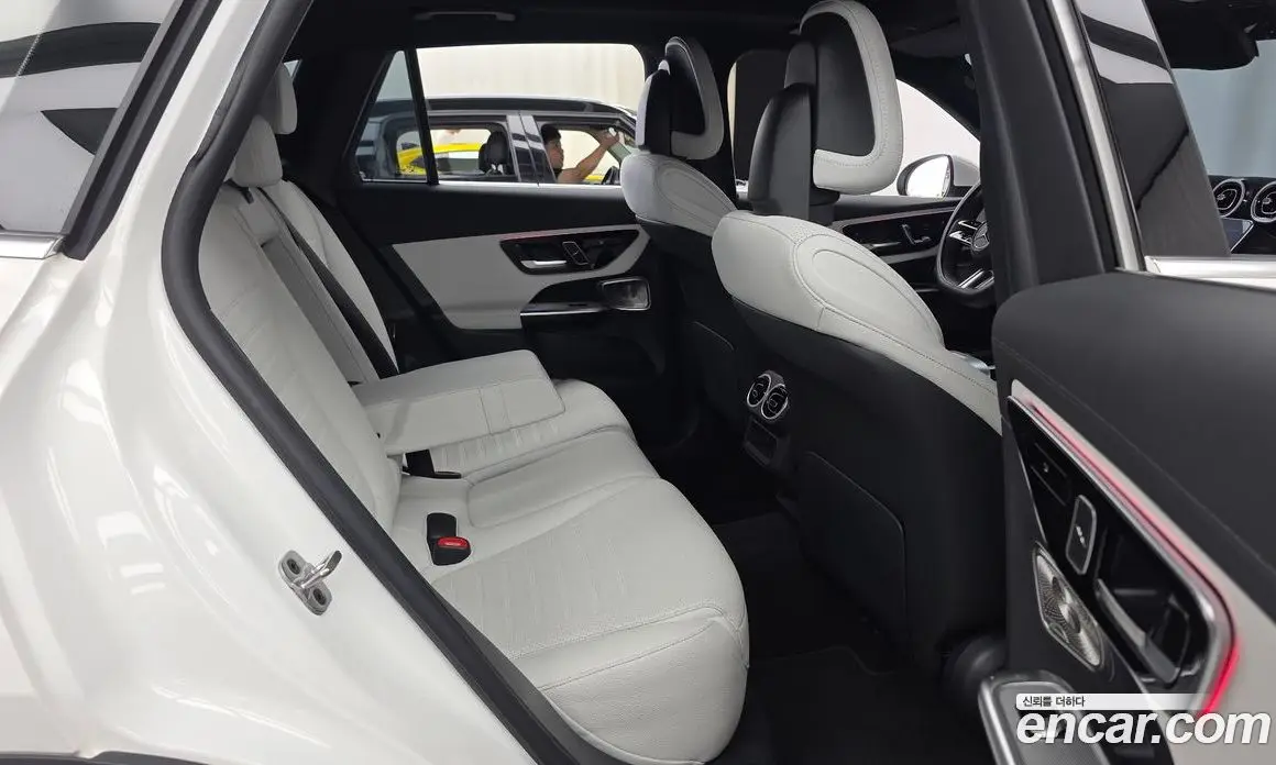 Mercedes-Benz GLC-Class 2024 2.0 автомат (гидро), фото 18