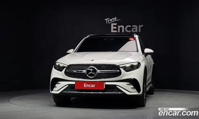 Mercedes-Benz GLC-Class 2024 2.0 автомат (гидро), миниатюра 3