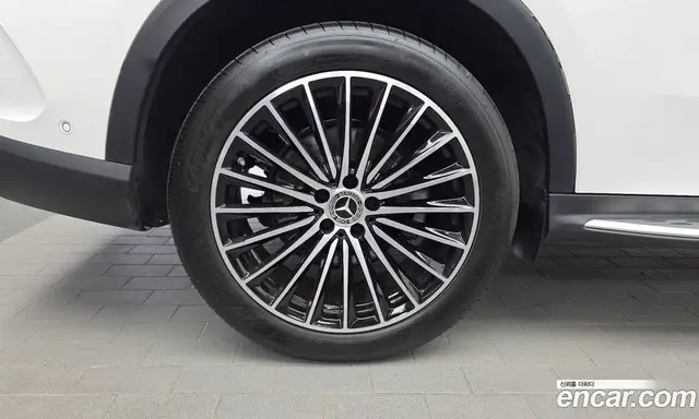 Mercedes-Benz GLC-Class 2024 2.0 автомат (гидро), миниатюра 5