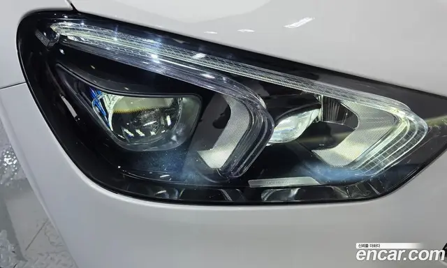 Mercedes-Benz GLE-Class 2023 2.9 автомат (гидро), миниатюра 8