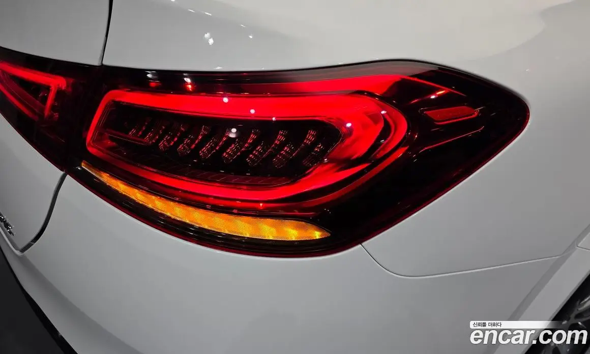 Mercedes-Benz GLE-Class 2023 2.9 автомат (гидро), фото 9