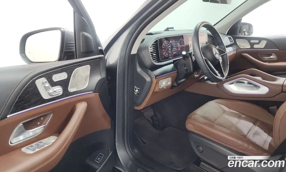 Mercedes-Benz GLE-Class 2024 3.0 автомат (гидро), фото 13