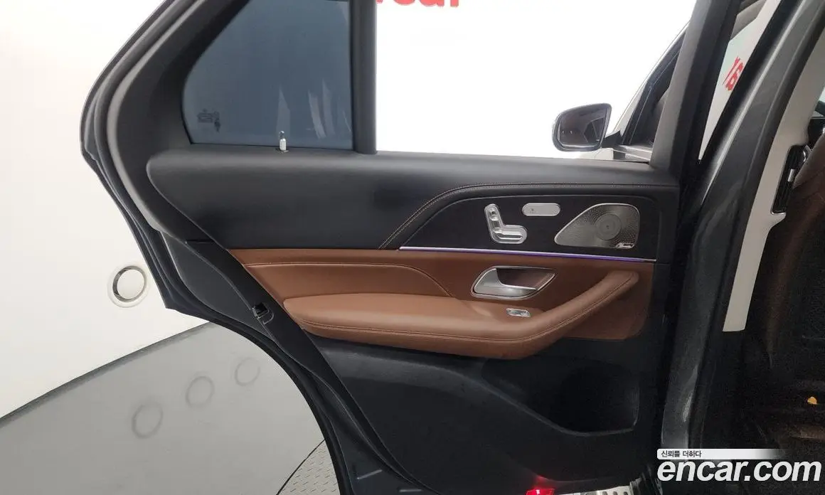 Mercedes-Benz GLE-Class 2024 3.0 автомат (гидро), фото 15