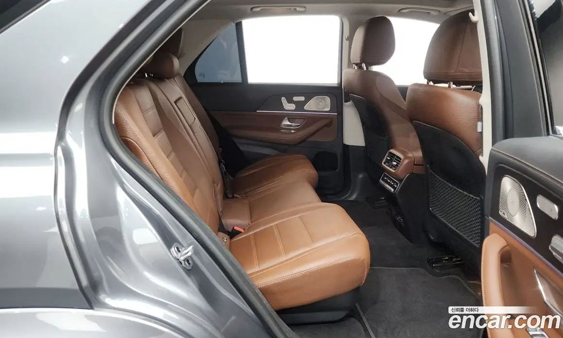 Mercedes-Benz GLE-Class 2024 3.0 автомат (гидро), фото 17