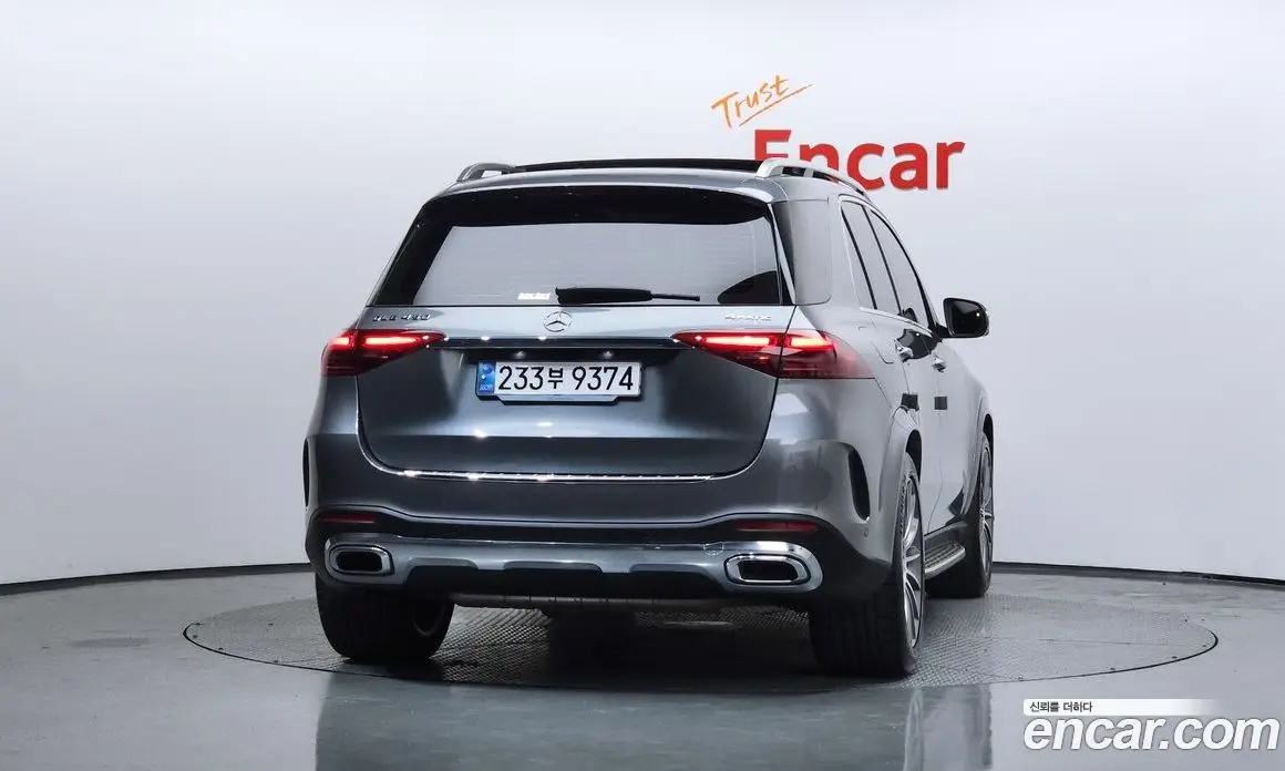 Mercedes-Benz GLE-Class 2024 3.0 автомат (гидро), фото 4